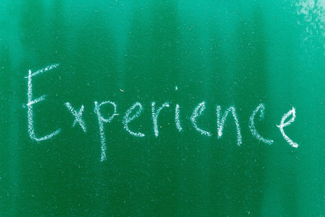 経験 経験する を英語で 貴重な経験と普通の経験で異なる表現方法